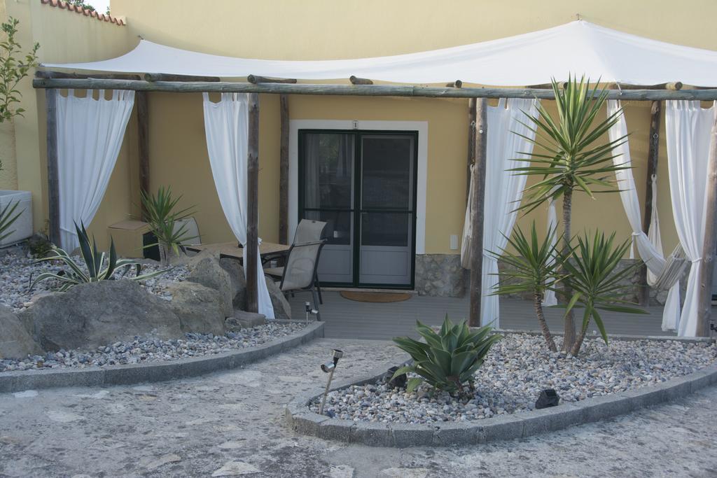 The Fig Boutique Suites Salir de Porto Eksteriør bilde